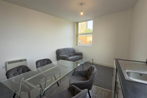 Living Space 04.jpg