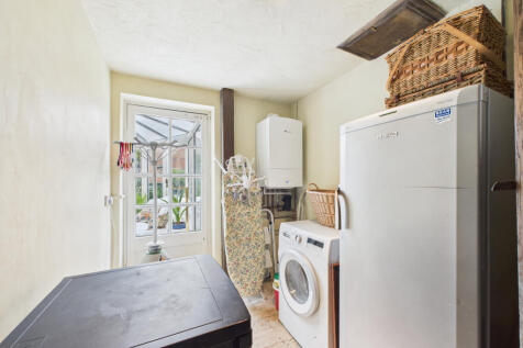 CAM02909G0-PR0488-STILL003