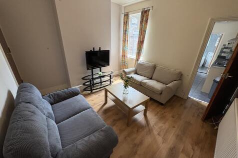 4 Bedroom House in B29 6BU