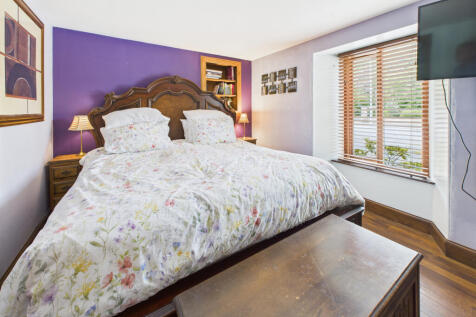 CAM03185G0-PR0108-STILL017