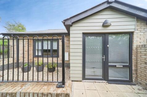 Bungalow Photo