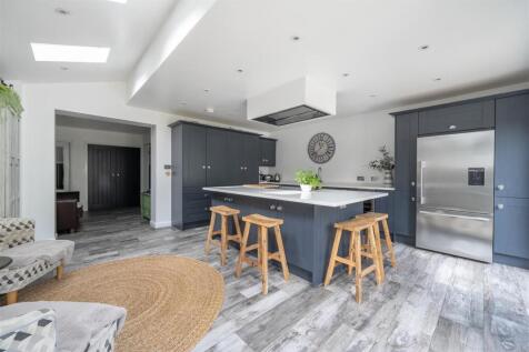 Kitchen/Family Room