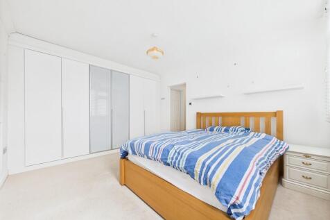 CAM01085G0-PR0593...