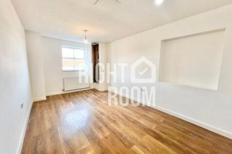 flat-5-madina-house-lu1-1qp-994304