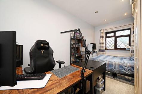 First Floor Double Bedroom