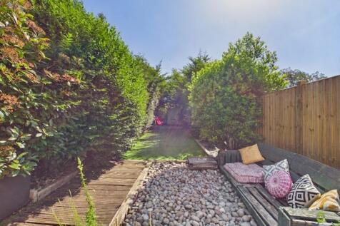 Presented by Robert at EweMove Bexleyheath and Dar