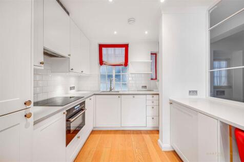 Kitchen.JPG