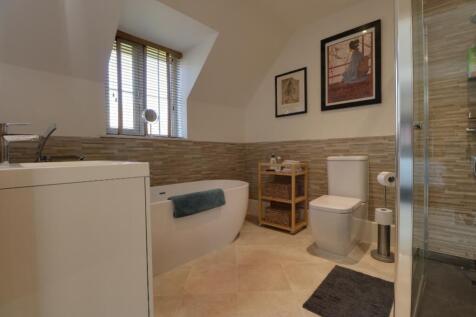 Master Ensuite
