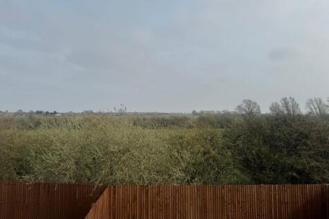 BAR NN Whittlesey Lakeside 154 garden view