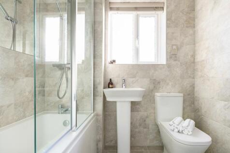 Family-friendly bathroom