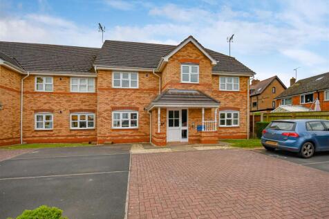 22 Cygnet Court-Front.jpg