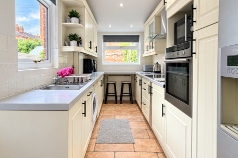 Kitchen image 2.png