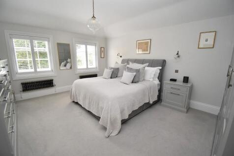 MASTER BEDROOM 2.JPG