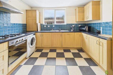 Presented by Clinton at EweMove Bexleyheath and Da