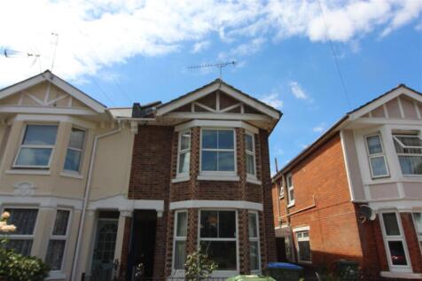 5 Bedroom Semi-Detached in SO15 2GN