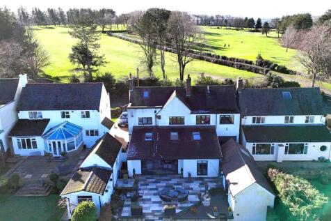 Highgate drone.jpg
