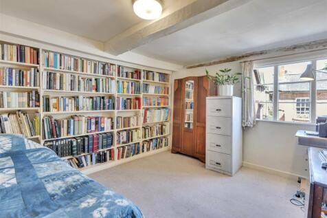 House bedroom 4.jpg