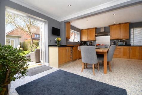 OP Living Area.jpg