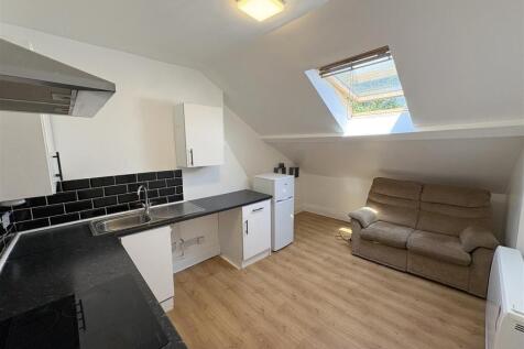 Lounge/Kitchen