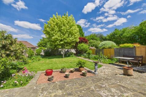 CAM04018G0-PR0238-STILL008