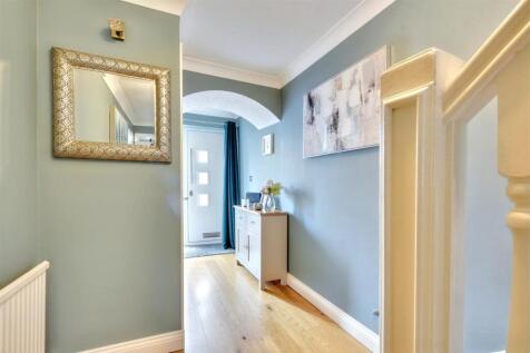 Entrance Hall_1.jpeg