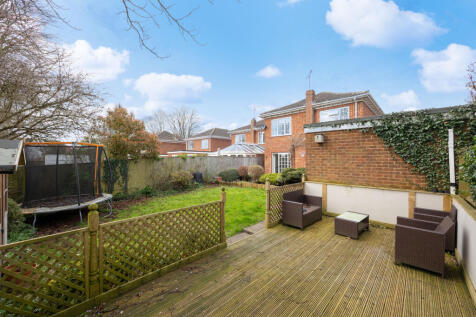 1 Barnet Way, HP22 5DN-40