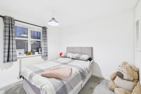 CAM05192G0-PR0187-STILL028