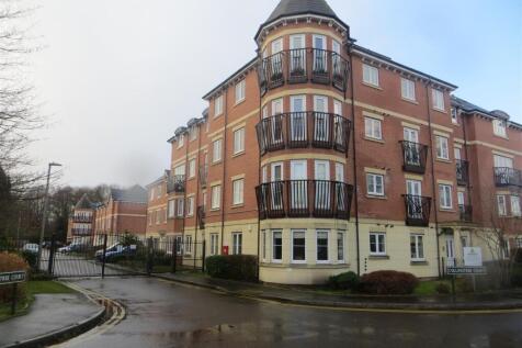 Spacious and well-presented two-bedroom unfurnished flat located in the sought-after area of Olton, Solihull. Offering comfortable living with a bright reception room, fitted kitchen, family bathroom,
