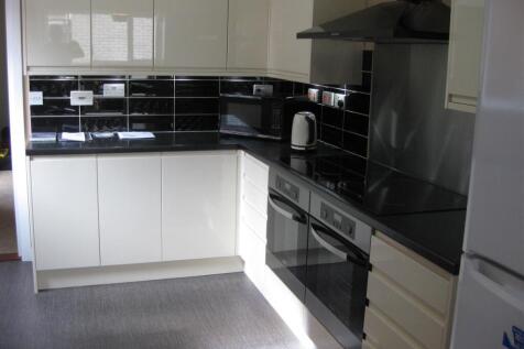 6 Bedroom Terraced in SO15 2BP