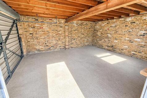 Garage internal.jpg