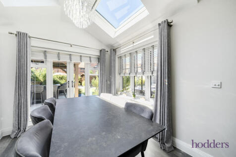 6d89509b-6563-484...