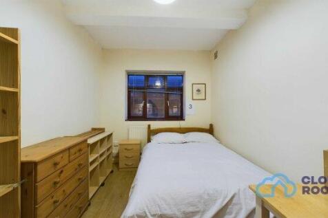 poynders-gardens-sw4-8pd-1022909