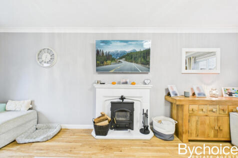 CAM05454G0-PR0070-STILL024