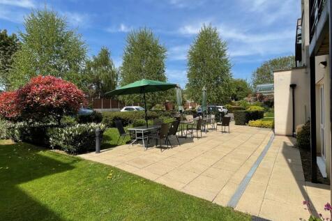 Waggoners Patio 2.jpg