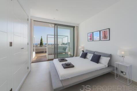 Villa in Puerto Pollensa with Tourists license