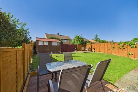 CAM02773G0-PR0297-STILL016