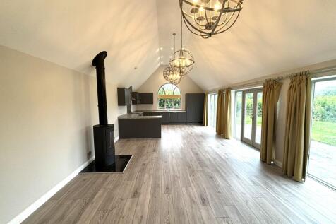 Open Plan Living Spa