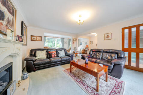 1349619-9-68beb8f...