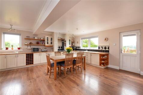 Breakfasting Kitchen