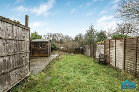 3 bed, 1 bath Semi-Detached in bristol - Photo 5