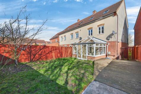 25GarwoodCresWeb07.jpg