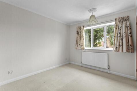 4 Grange Road, HP15 7QZ-4.jpg