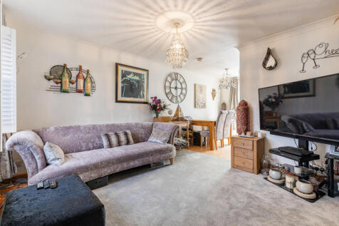 A10 - 47 Saffron Park Kingsbridge - 260507