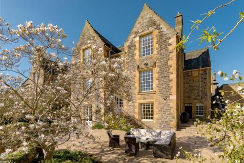6 bed, 4 bath Detached in Edinburgh - Photo 23