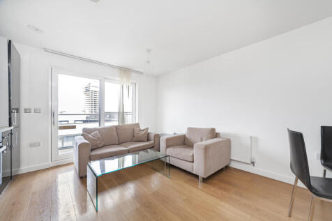 A stylish and well-presented one-bedroom apartment located within a modern riverside development on Barge Walk in the heart of Greenwich.