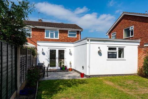 72 Chillington Drive-garden3.jpg