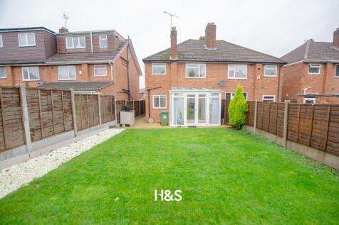 45 Geoffrey Rd - Rear.jpg