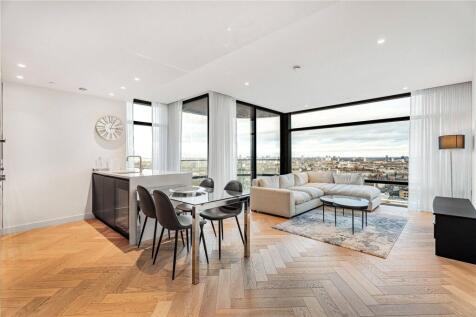 A superb modern apartment with impressive views.