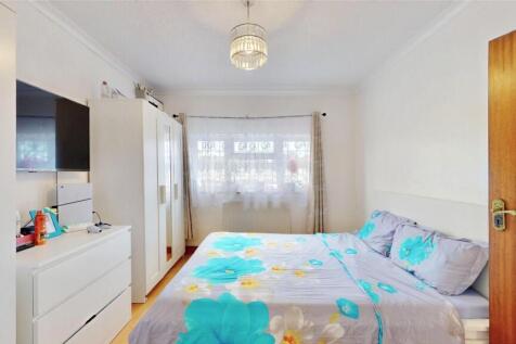 21-Tenterden-Road-02262025_215523 3.jpg