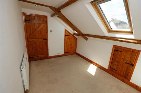 Bedroom 4.JPG